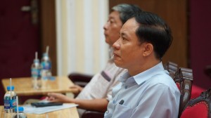 Nhạc sỹ Phạm Chỉnh, Giám đốc Nhà hát chỉ đạo công tác tổ chức tập luyện các tác phẩm mới